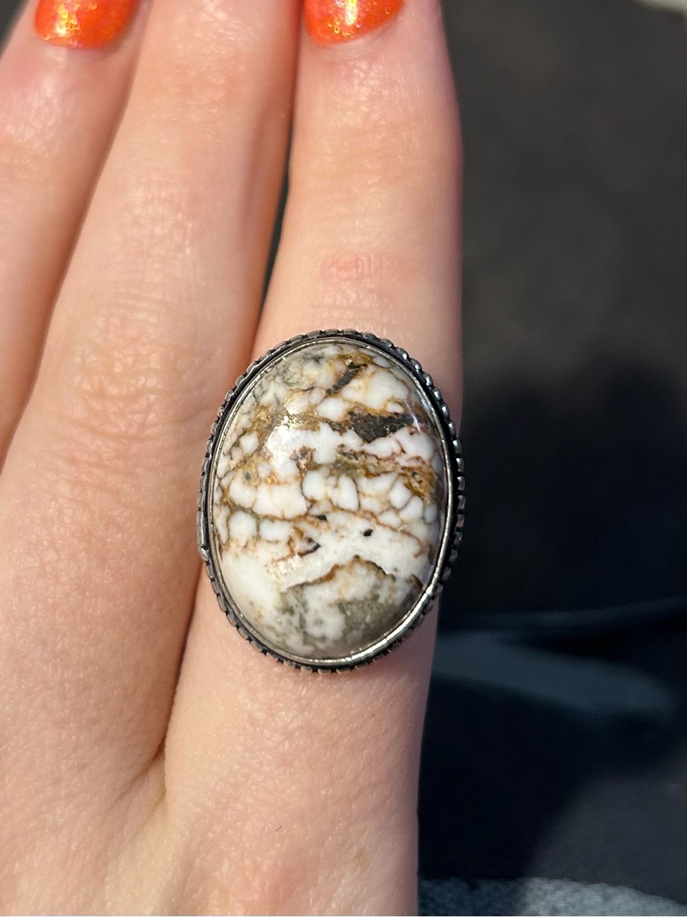 Adjustable White and Brown Marbled Stone Oval Cocktail Ring